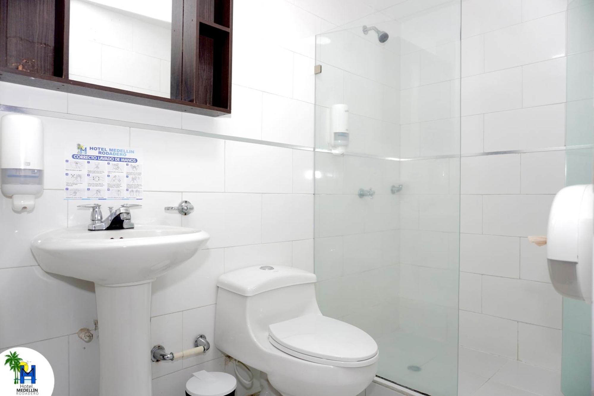 Hotel Medellin Rodadero Gaira Extérieur photo