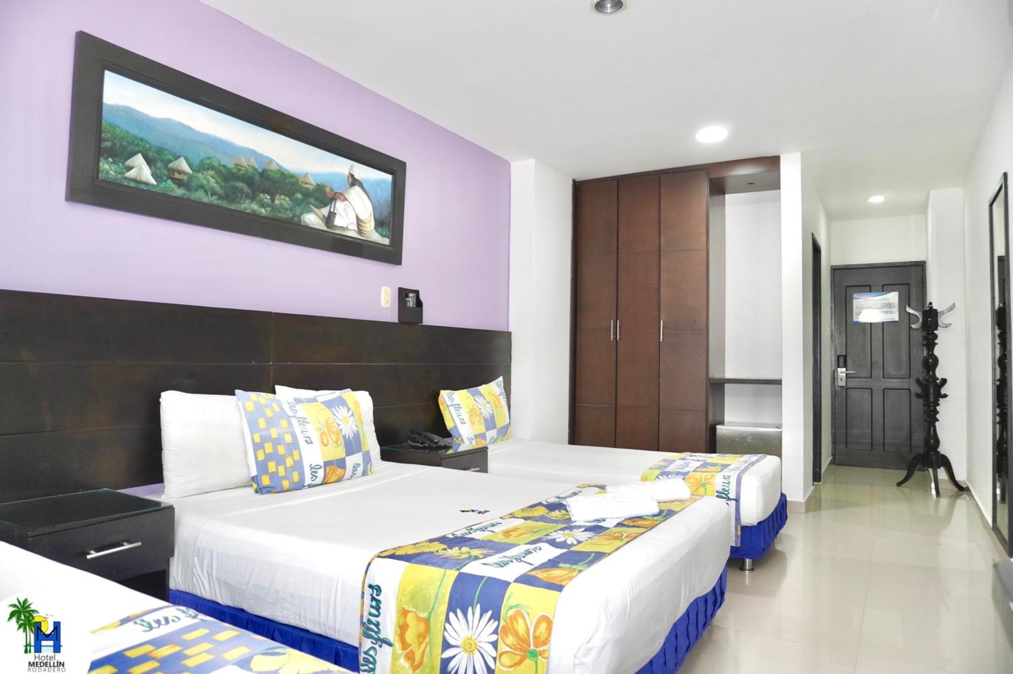 Hotel Medellin Rodadero Gaira Extérieur photo